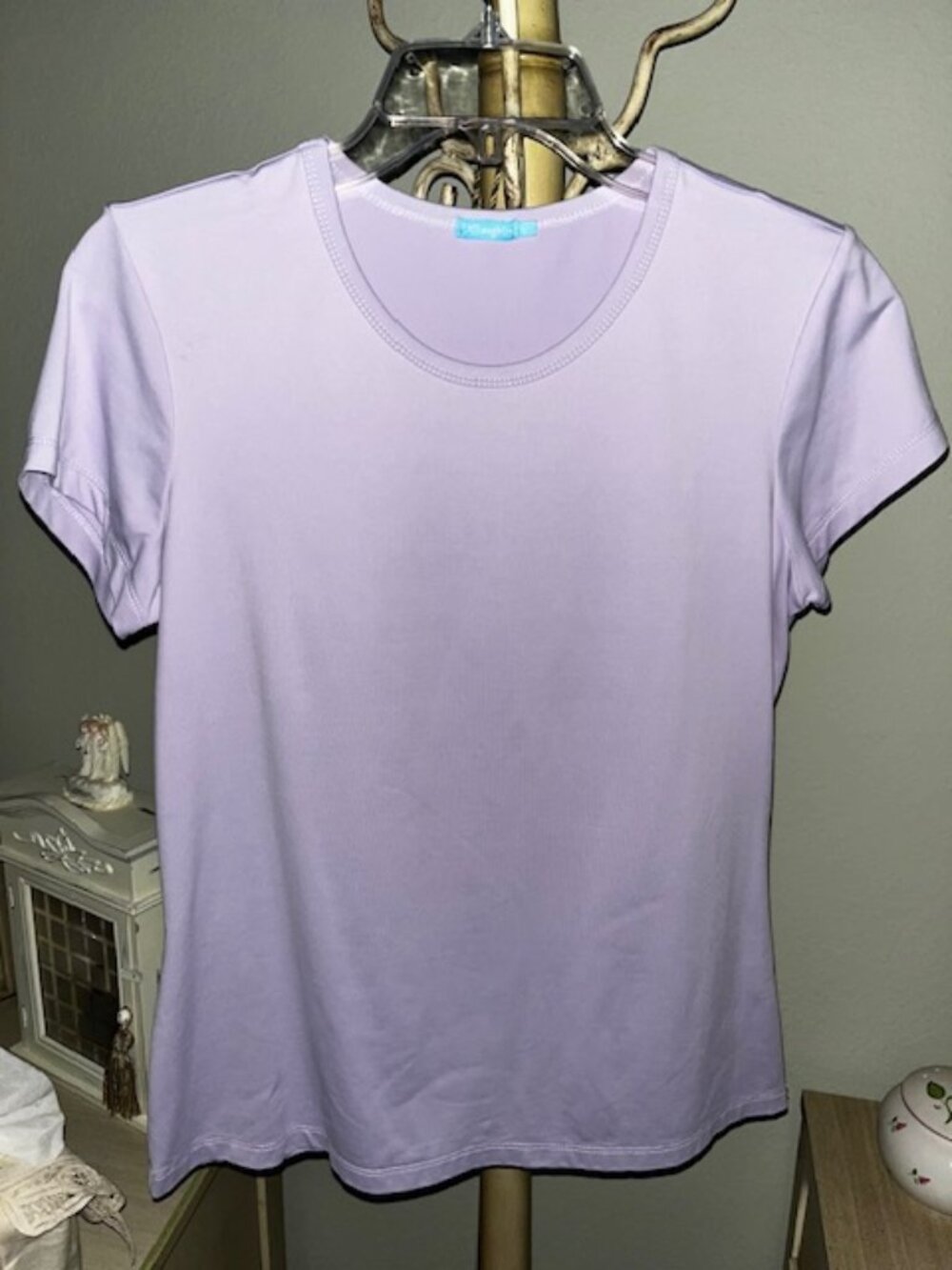 J. McLaughlin Lavender Crewneck Tee Size Medium